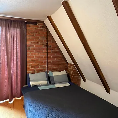 Dunja - Forest House With Pool