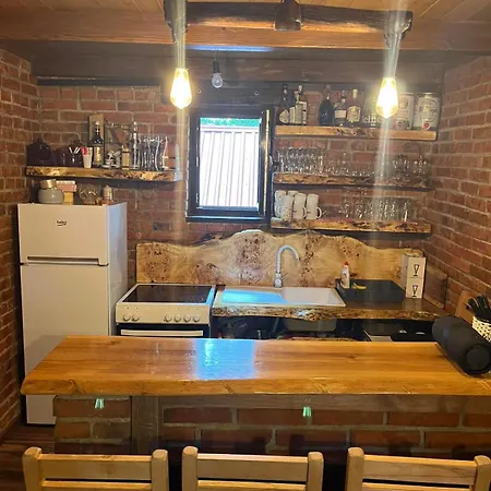 Dunja - Forest House With Pool * バニャ・ルカ